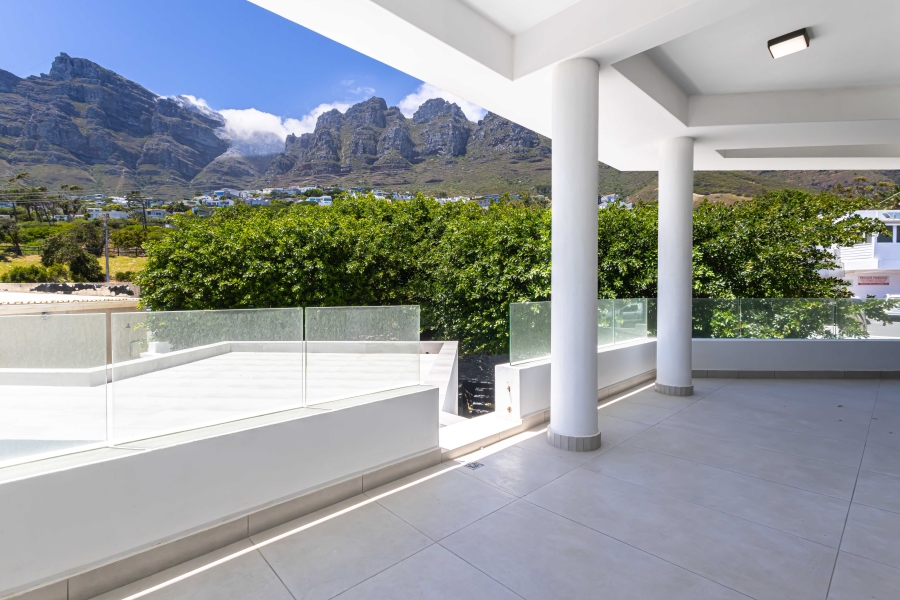 To Let 3 Bedroom Property for Rent in Camps Bay Western Cape